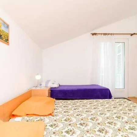 דירה Sutvid With One Bedroom Drače