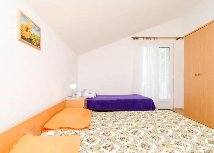 דירה Sutvid With One Bedroom Drače
